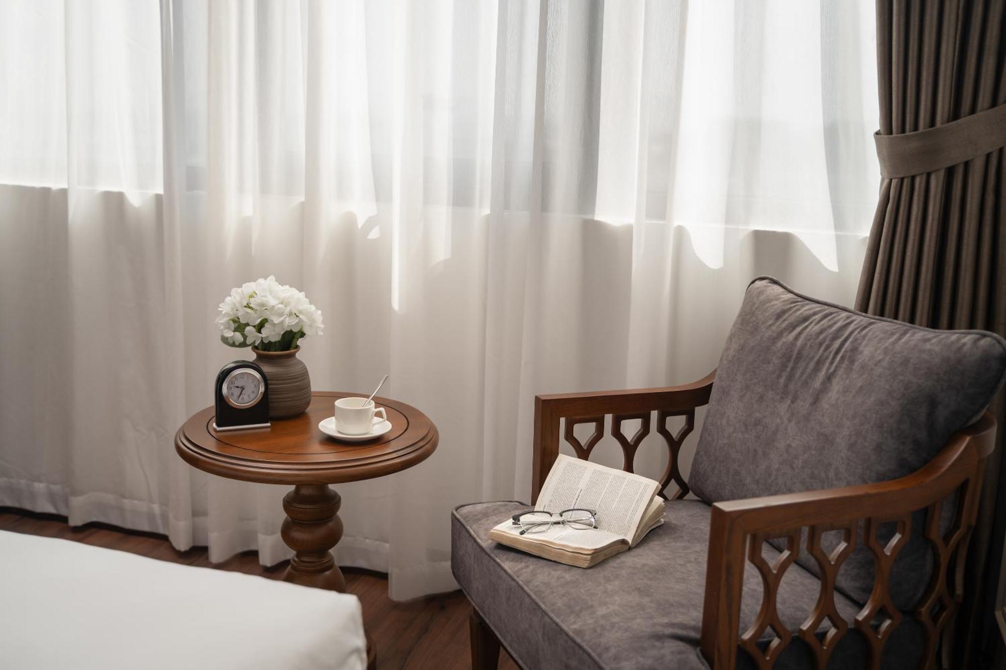 The Q Boutique Hotel Hanoi Exteriör bild