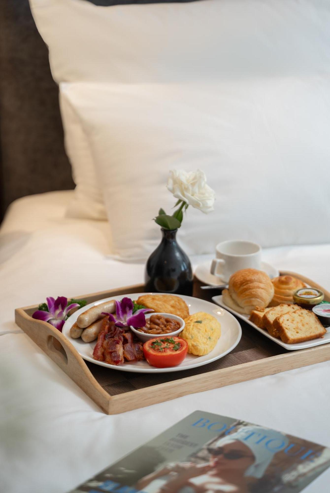 The Q Boutique Hotel Hanoi Exteriör bild