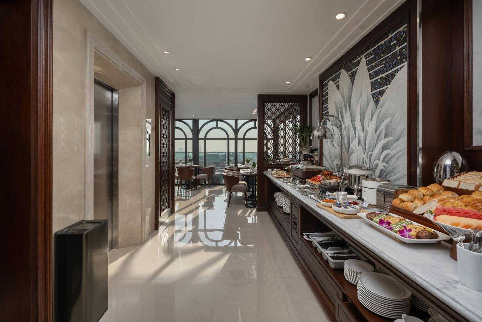 The Q Boutique Hotel Hanoi Exteriör bild